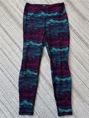 Patagonia Women's XS Centered Crop Pants Baselayer Canyon Glades Craft Leggings